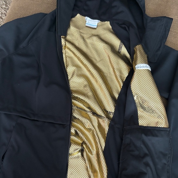 Women’s Columbia XL Hooded zip up Jacket - Picture 4 of 8